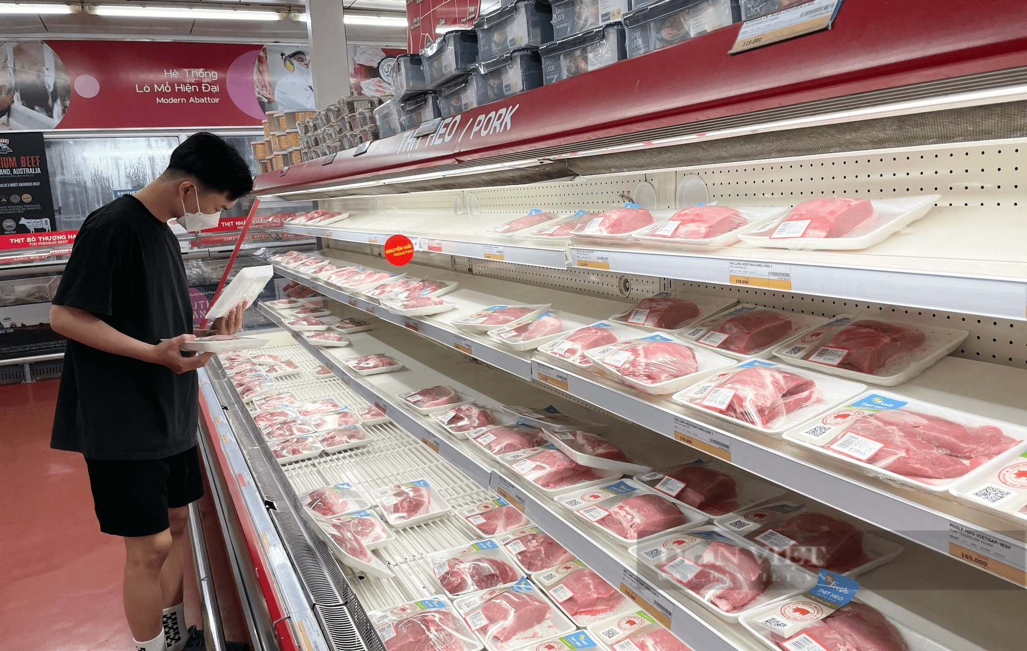 Image 5: With high inflation, people consider more carefully before making their purchasing decisions.