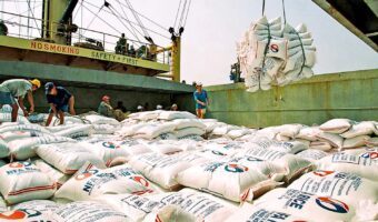 Image 4: Vietnam's rice exports still face many challenges when the market has not been diversified