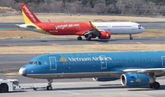 The two giants of Vietnam's aviation industry Vietnam Airlines and Vietjet Air